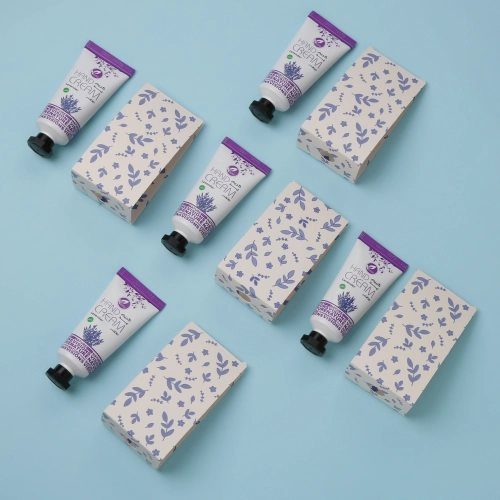 مجموعة توزيعات علبة ميني كريم اليد لافندر (5 قطع)