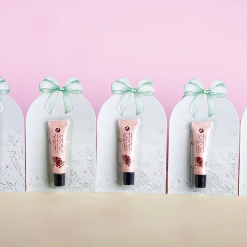 مجموعة توزيعات مرطب الشفاه بالكاكاو - كرت بدون نصوص - (5 قطع)