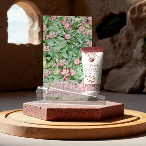 توزيعات العيد ميني كريم اليد عرق السوس - لون أخضر - كل عام وأنتم بخير ( 5 قطع )